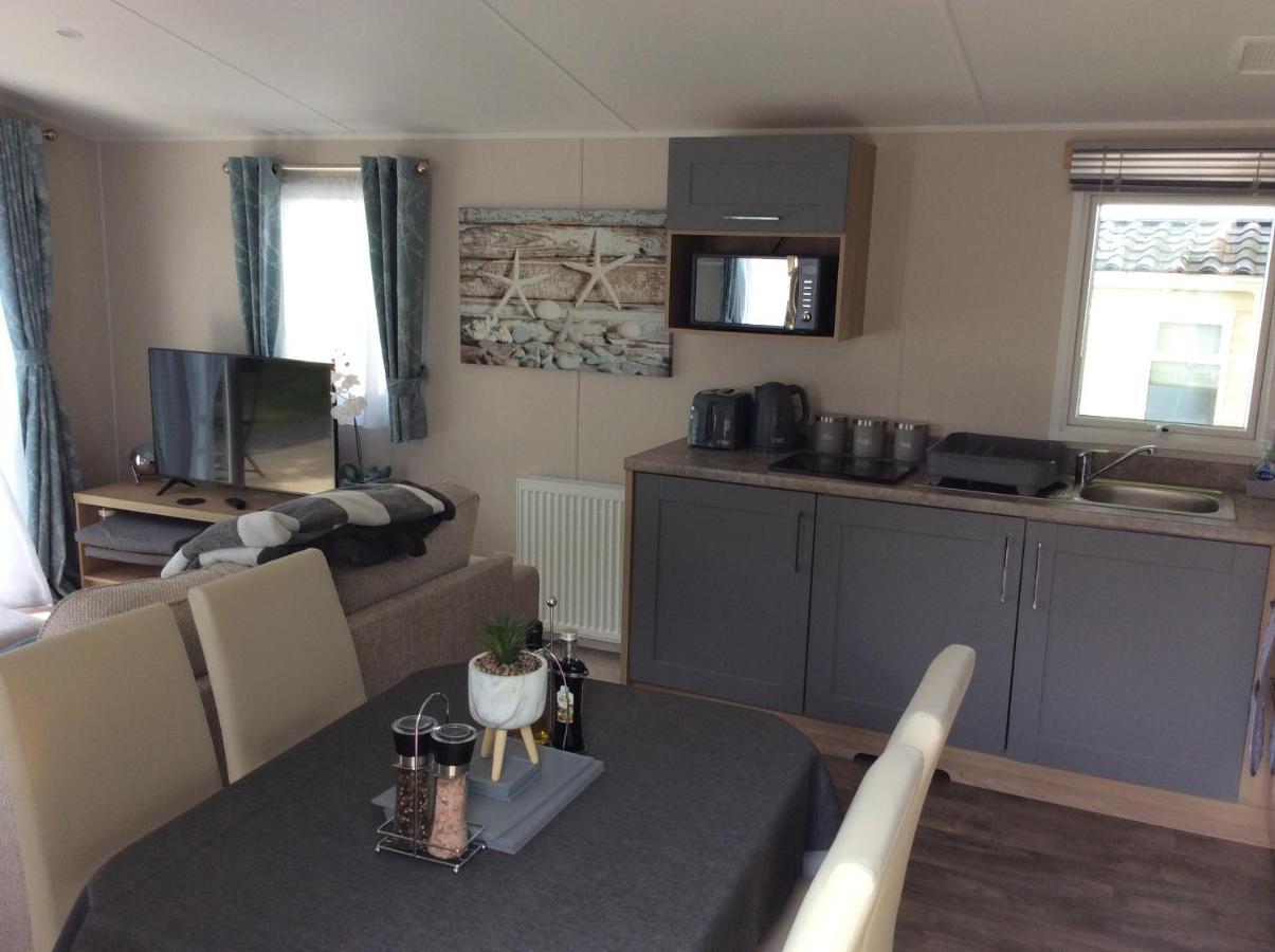 Lake District Cumbria Gilcrux Solway Firth Cabin Wigton Exterior foto
